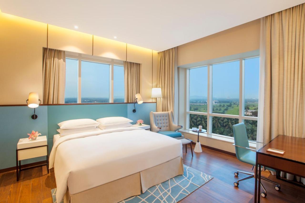 Отель Hyatt Regency Thrissur Экстерьер фото