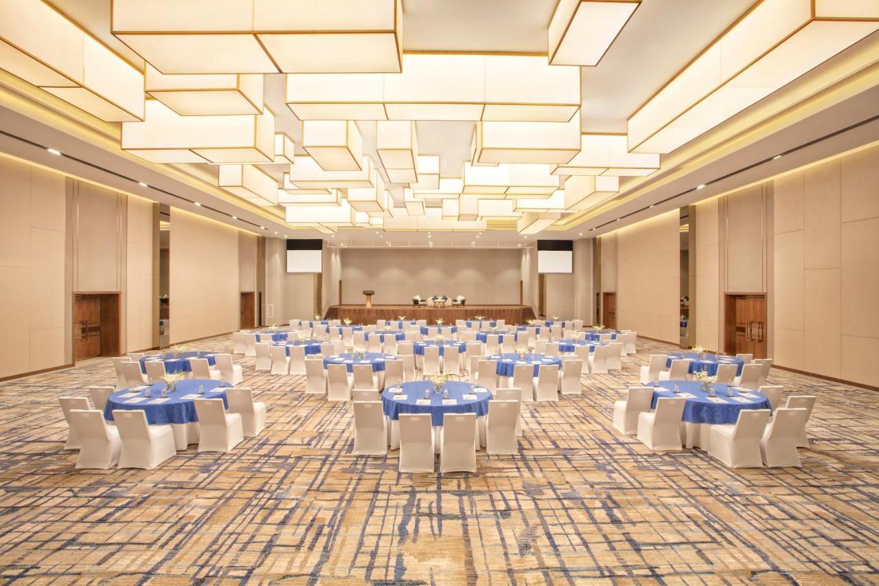 Отель Hyatt Regency Thrissur Экстерьер фото